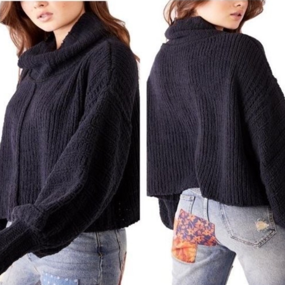 Free People Be Yours Cowl Neck Boxy Cropped Fit Chunky Knit Sweater Black S NWT